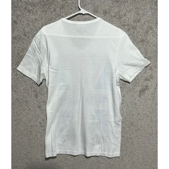 Vintage Guess Men's White V-Neck T-Shirt Size M - Picture 5 of 7